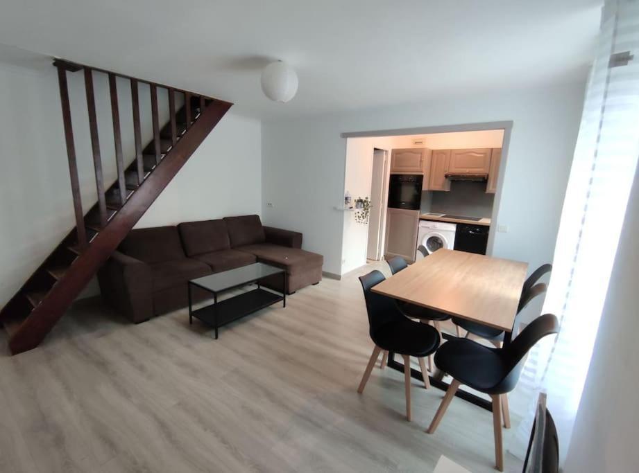 Duplex Cosy Apartman Gonesse Kültér fotó